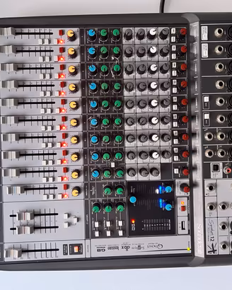 Mixer Soundcraft Signature 12 Multi Track