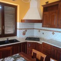 cucina pura noce isola del rustico