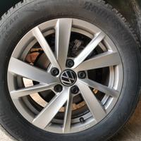 cerchio in lega t-rok con gomma invernale