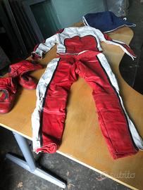 tuta moto pelle vintage e stivali