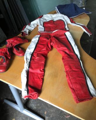 tuta moto pelle vintage e stivali