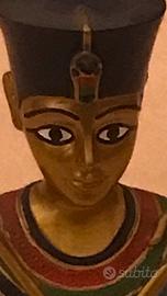 Maschera funeraria di Tutankhamon firmata