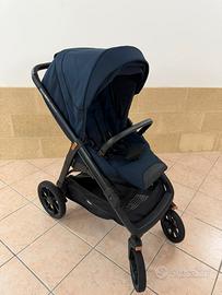 Inglesina Aptica  XT