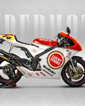 Suzuki RGV 250 GAMMA