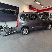 Toyota Proace City Verso 1.2 Executive allestit...