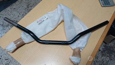manubrio Yamaha Bolt XV950 XV950R XVS950 1TP-26111