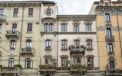 AMPIO MONOLOCALE RISTRUTTURATO IN PALAZZO D'EPOCA