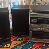 Stereo Philips con casse audio Aiwa