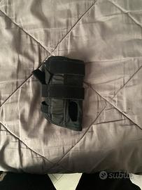 Tutore sportivo per polso