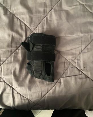 Tutore sportivo per polso