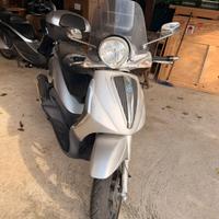 Piaggio beverly 250