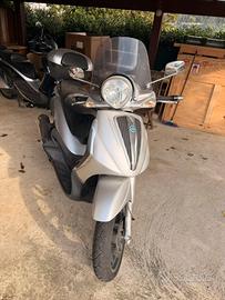 Piaggio beverly 250