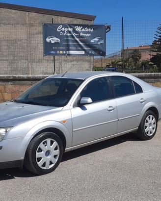 Ford Mondeo 2.0 TDDi cat 4p.