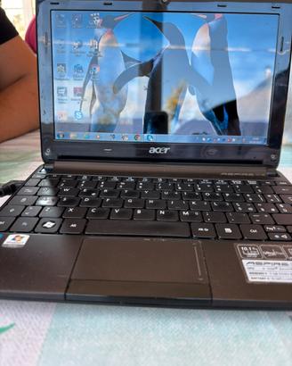 Acer aspire one D257