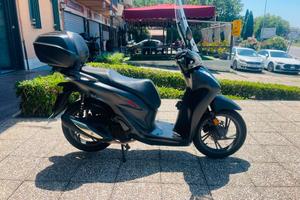 HONDA SH 125 SPORT TUTTO INCLUSO ANCHE PASSAGGIO