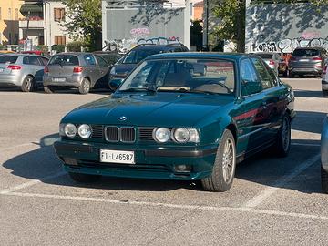 BMW E34 520i