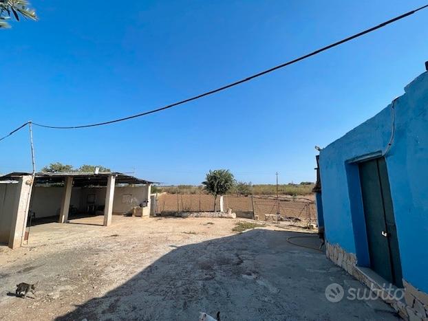 Terreno agricolo di 8.441 mq - strada per canicatt