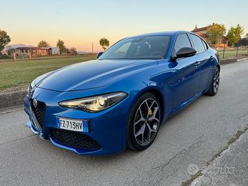 Alfa Romeo Giulia 2.2 Turbodiesel 190 CV AT8 B-Tec