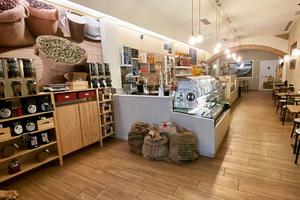 Bar Caffetteria con Cucina