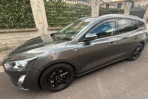 PERFETTA - FORD FOCUS AUTOMATICA