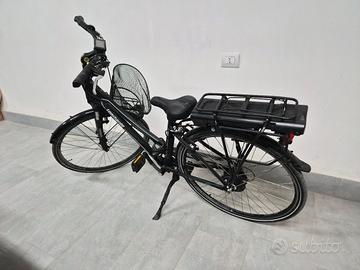bicicletta  elettrica  lombardo