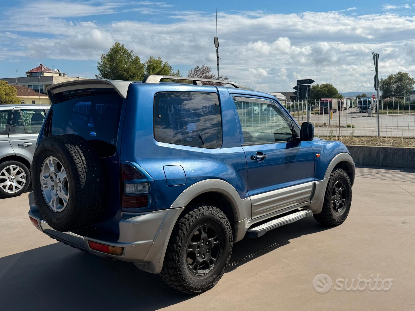 Mitsubishi Pajero 2001 photo 2