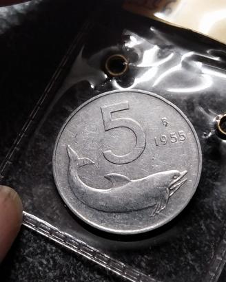 5 Lire 1955 Delfino italia Firma vicino al bordo