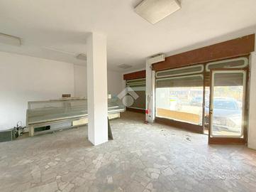 UFFICIO A MONTALTO DORA