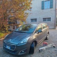 Peugeot 5008 2 serie  120 cv euro 6 119000 km