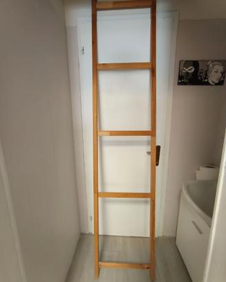 Scaffale Ikea modello Ivar