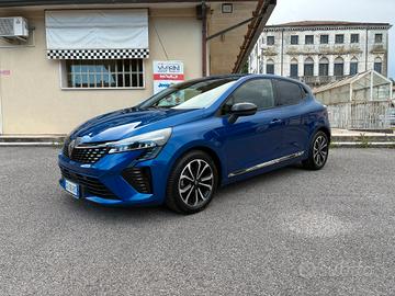 Renault Clio TCe 90 CV 5 porte Techno