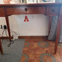 scrivania arte povera 