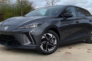 MG4 Luxury – June 2025 - Available for Export