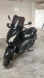 Yahama XMax 250