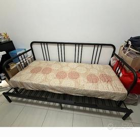 Divano letto Ikea