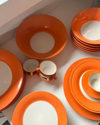 Servizio piatti Arancione e Bianco