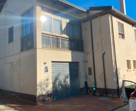 Casa di campagna con terreno