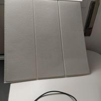 Perline bianche in plastica