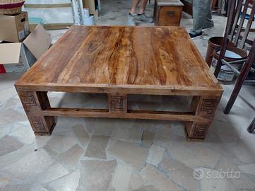 Tavolo basso in teak da arredo