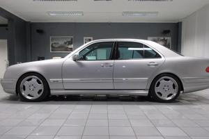 MERCEDES-BENZ E 55 AMG UNIPROPRIETARIO KM-189.00