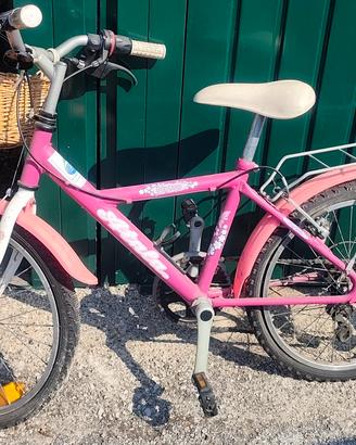 Bicicletta con cestino misura 20
