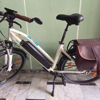 Bici da passeggio elettrica 26 pollici
