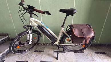 Bici da passeggio elettrica 26 pollici