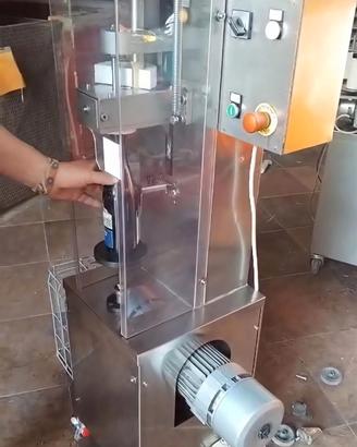 Tappatore tappo raso