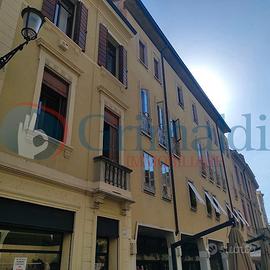 Appartamento Padova [0219241046VRG] (QUESTURA)