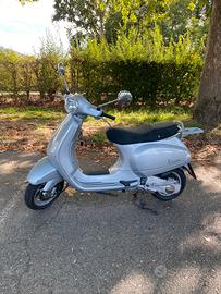 Piaggio vespa lx 150