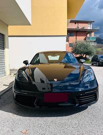 Cayman 718 T