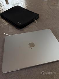 MACBOOK AIR 2026 CHIP M4 COLORE LIMITED