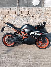 KTM RC 125 ABS 2015