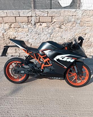 KTM RC 125 ABS 2015